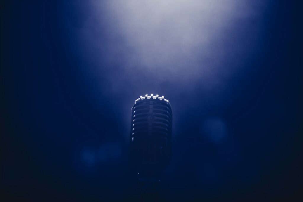 Microphone representing how AI phone agents sound human